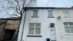 Refurbishment in photo